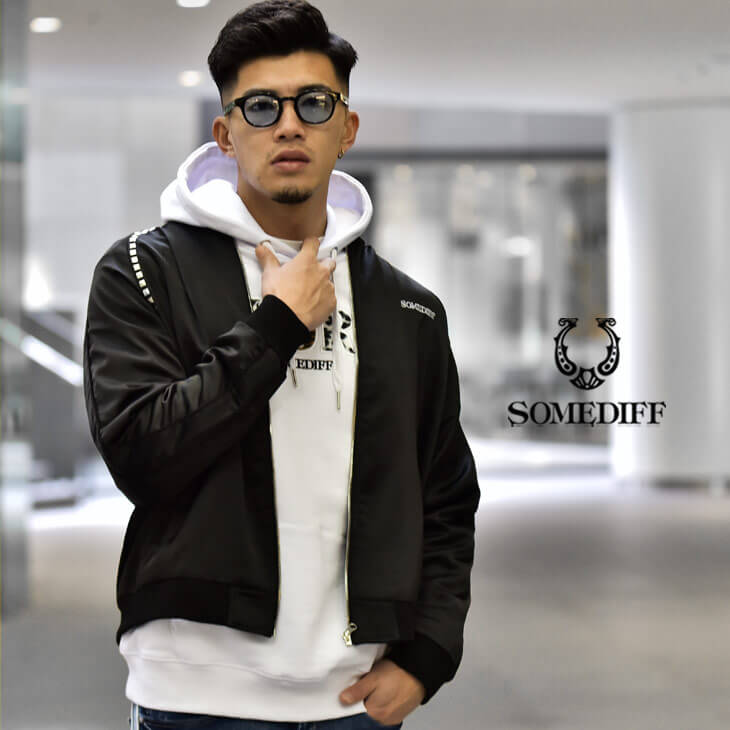 スタッズボンバーJKT