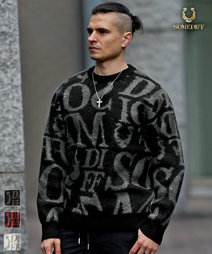 フェザーヤーン総柄ニット