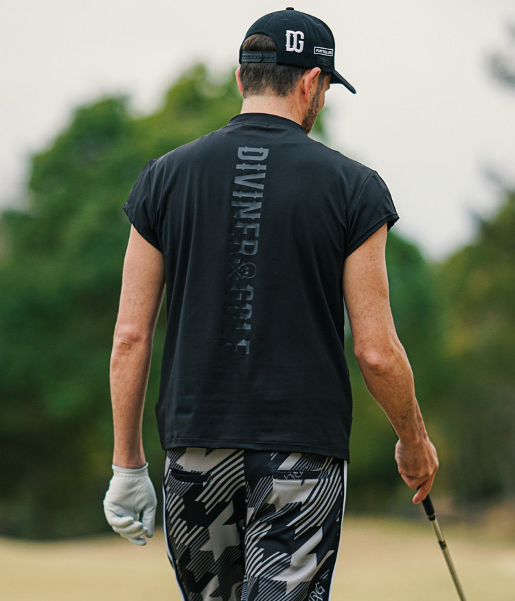 ストレッチモックネックショートスリーブ_コーデ1