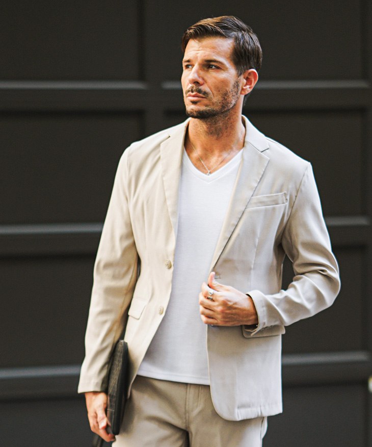 長袖プレミアムTシャツ スタイリング1