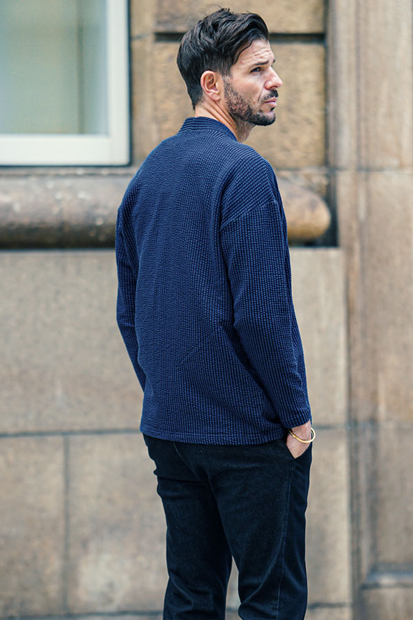 シアサッカーカーディガン後ろ