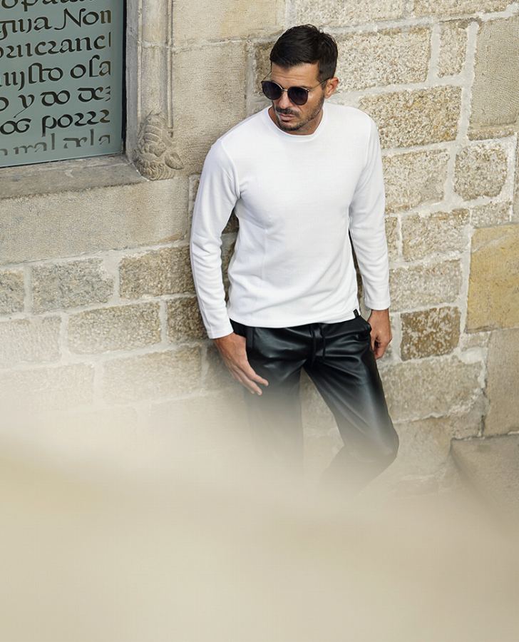 LOOK 02_02
