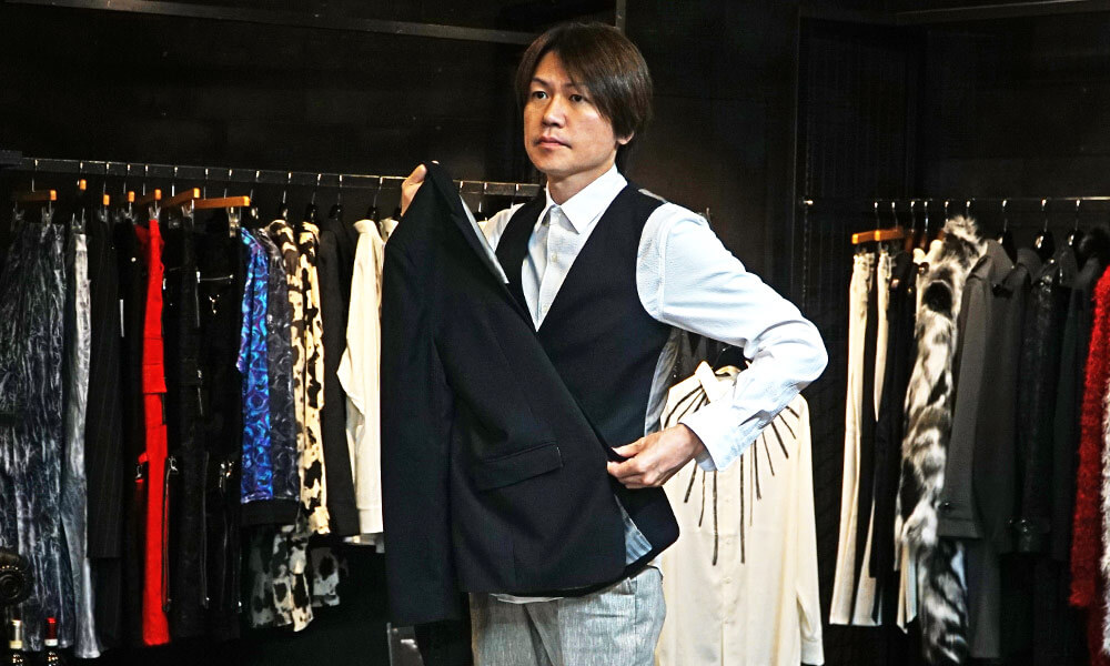 相手目線でスーツをプロデュースする城咲さん