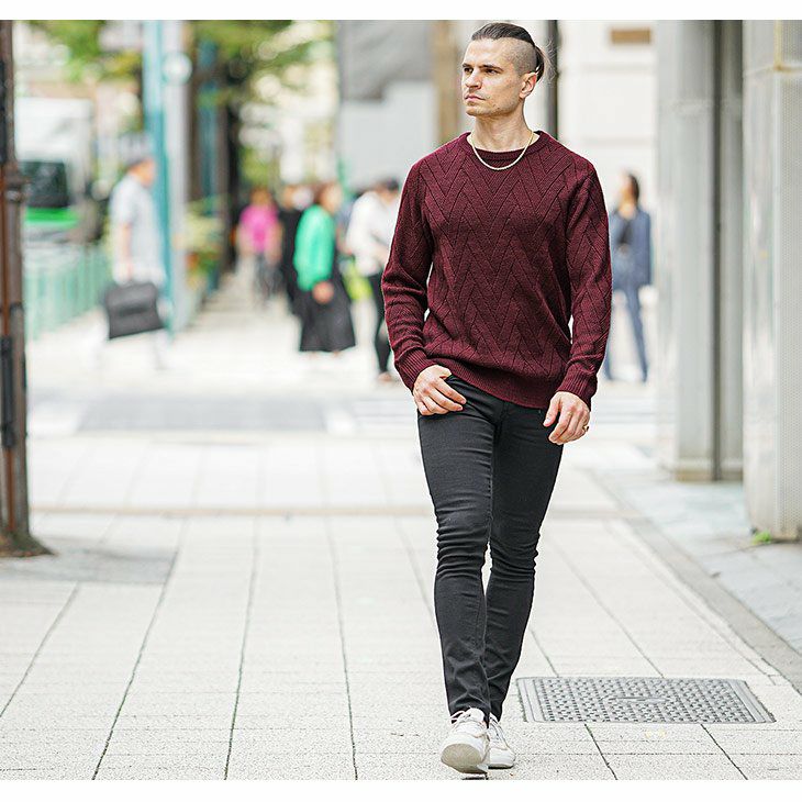 ケーブルニットで秋冬の主役に躍り出るスキニーパンツコーデ