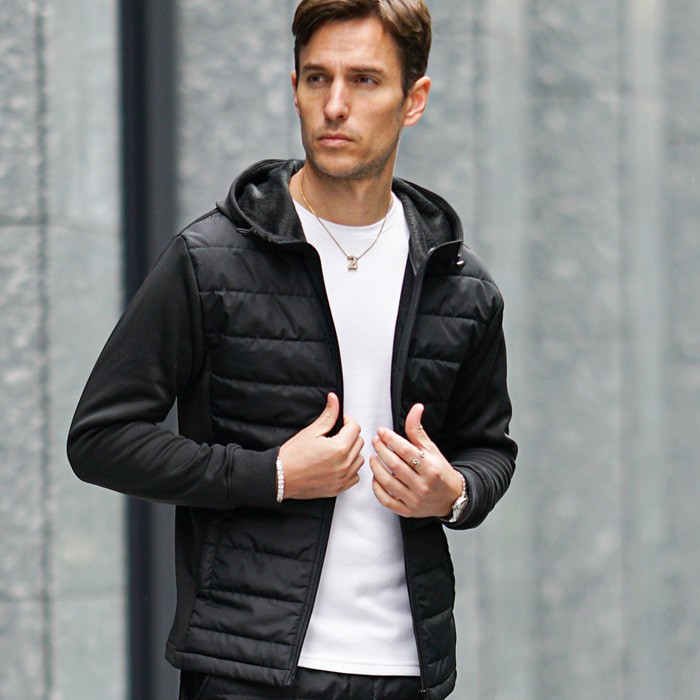 インナーは薄く