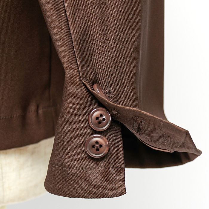 袖ボタンアップ