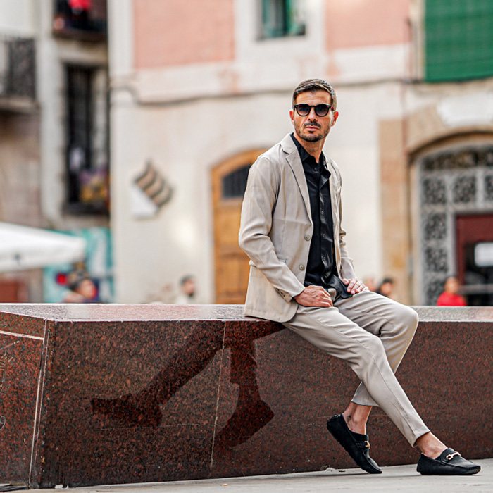 細身シルエット 着用イメージ