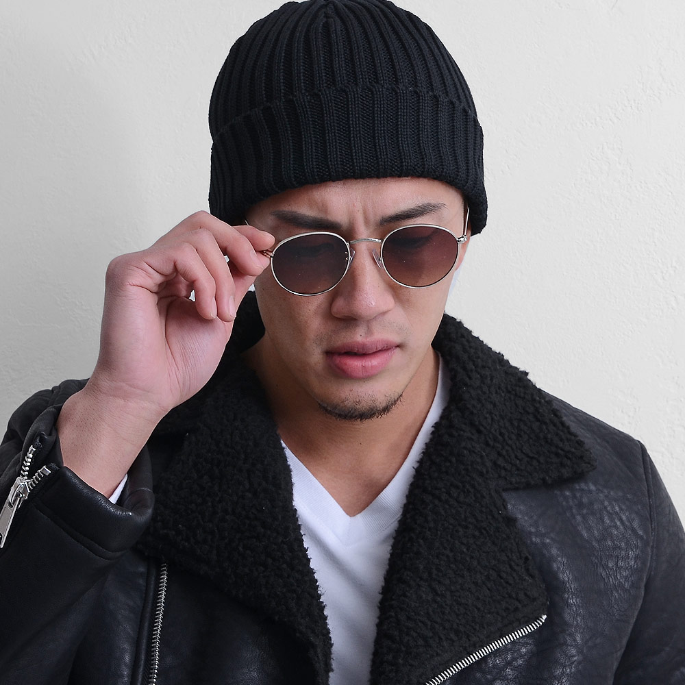 ニット帽のかぶり方～深め