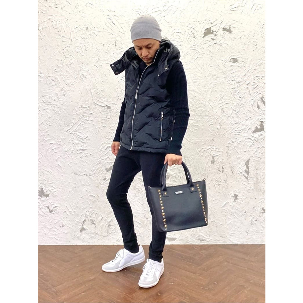 ニット帽深めコーデ①