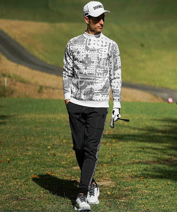 トレーナーコーデ