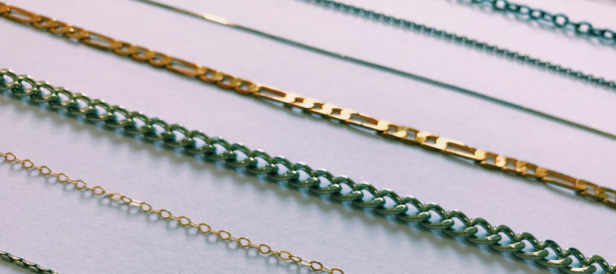 ネックレスの素材