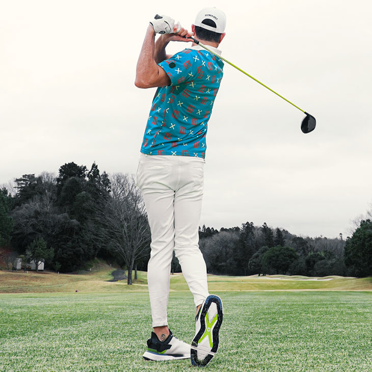 チャーミングな印象映える夏のメンズゴルフコーデ