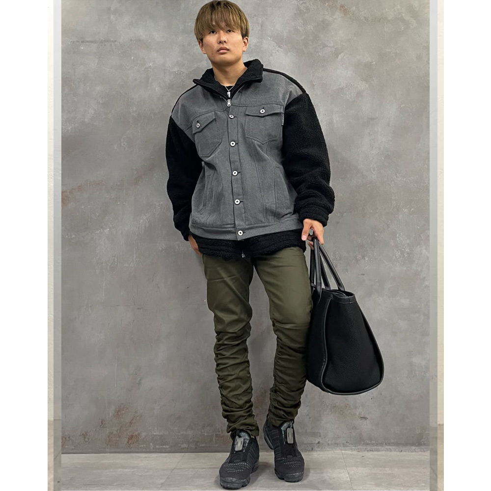 デニムボア切替Gジャンでカジュアルに冬を楽しむカーキパンツコーデ