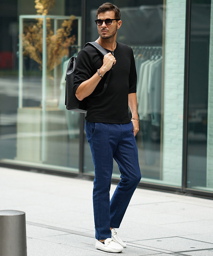 7分丈で色気感じる肌見せTシャツコーデ