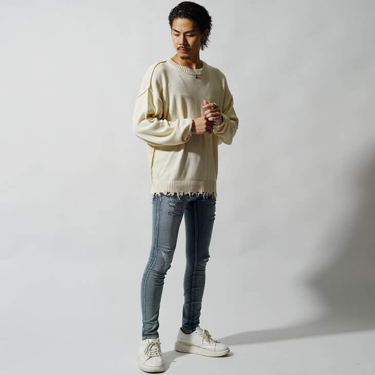 シルエット×素材でこなれたコーデ