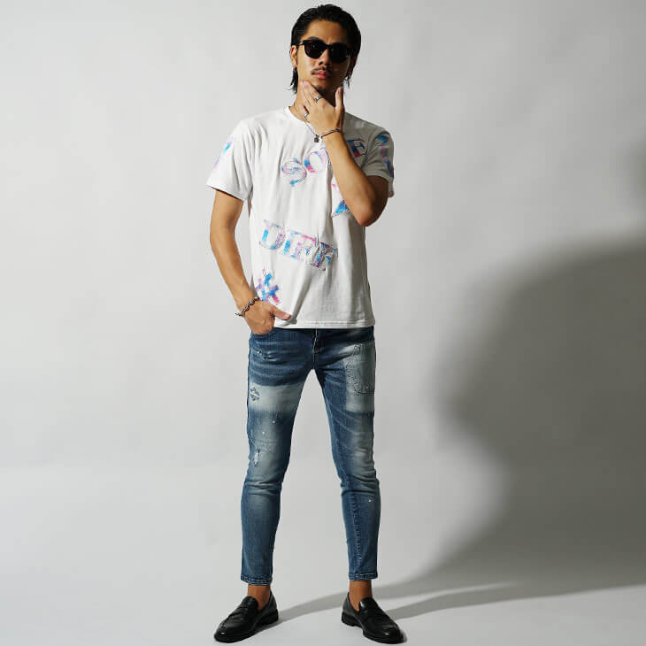 アクセント×アクセントな派手コーデ