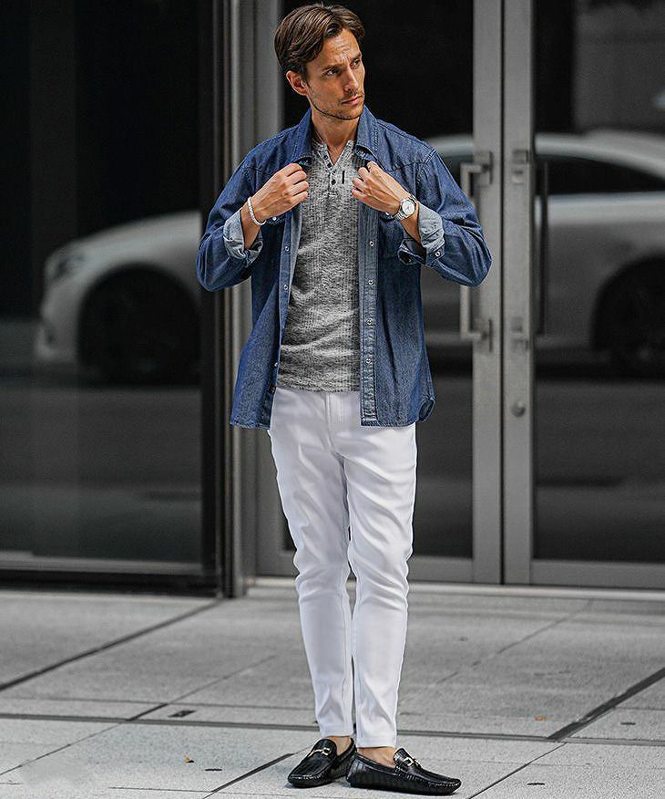 重ね着がセンスを感じさせる脱・やりらふぃーコーデ