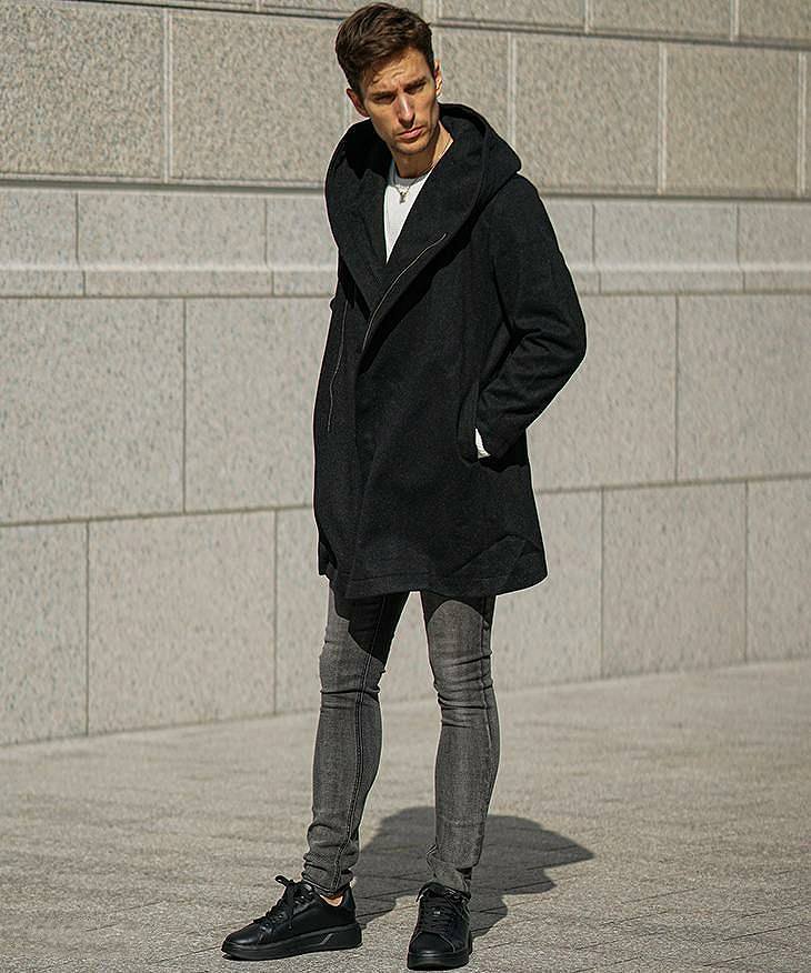 コート単体で魅力惹きたつ脱・やりらふぃーコーデ