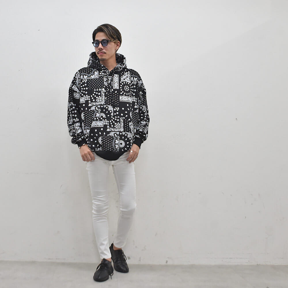 カジュアルな印象を手軽にプラス