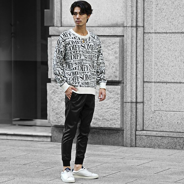 レザージョガーパンツコーデ