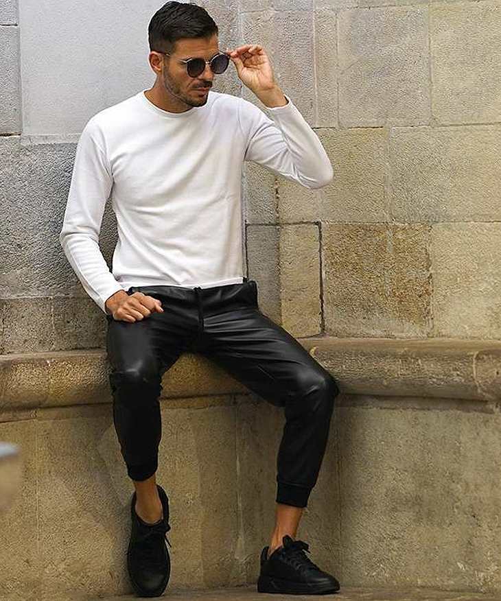 男らしい風格が漂うジョガーパンツコーデ