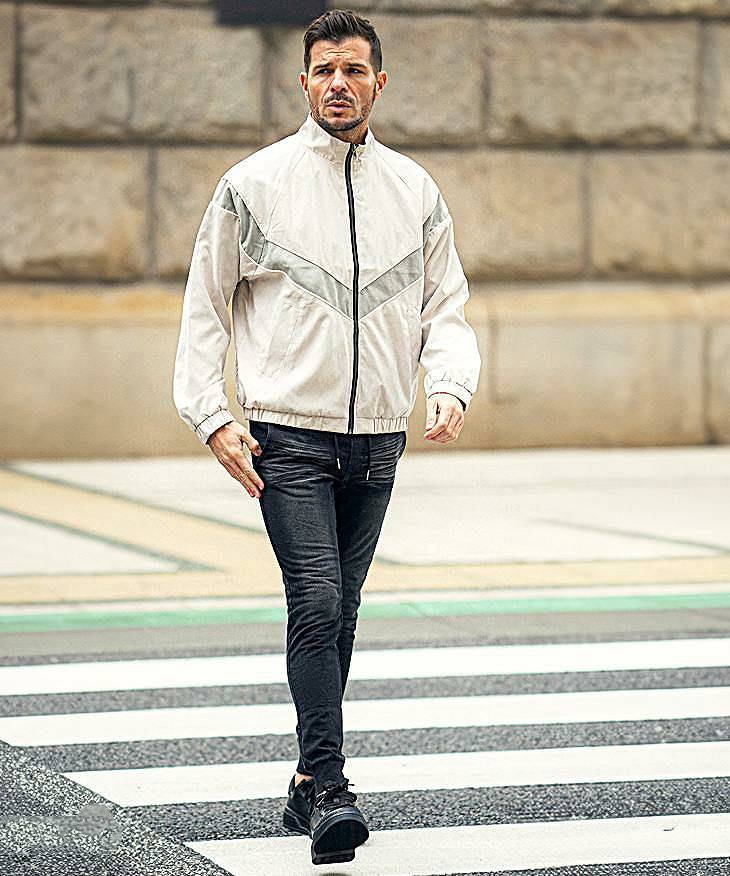 トレンドをうまく取り入れたジョガーパンツコーデ