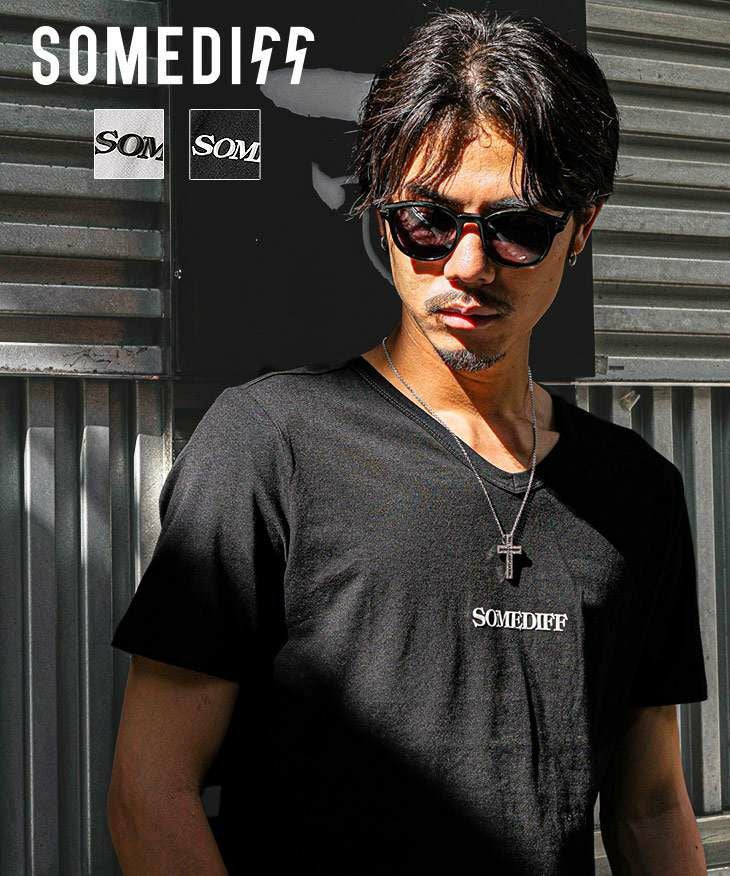 プレートVネックTシャツ Black by VANQUISH トップス 半袖Tシャツ