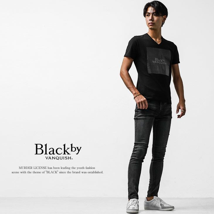 ロゴプリントVネックTシャツ Black by VANQUISH トップス｜【公式